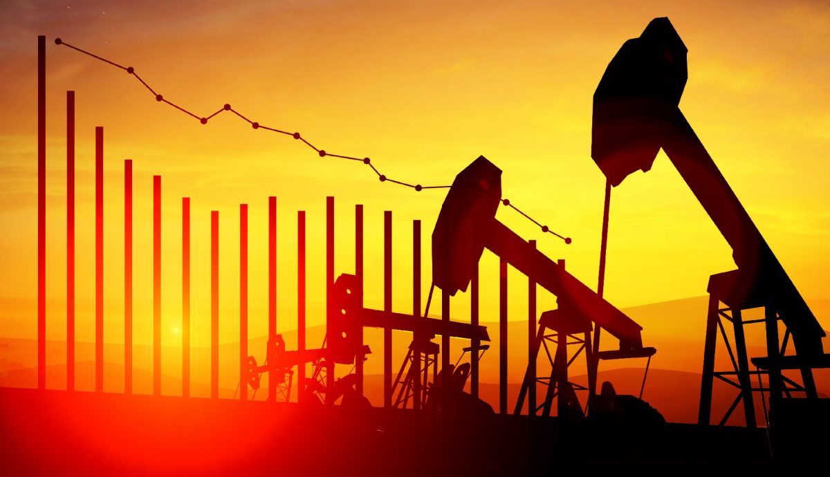Цены на нефть снизились после сообщения о дебатах ОАЭ о выходе из ОПЕК