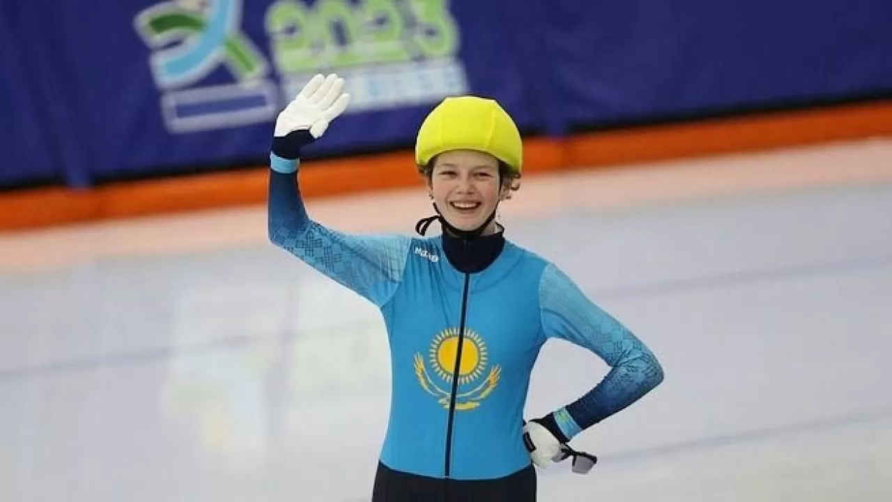 Варвара Глухова из Казахстана завоевала золото на зимних международных спортивных играх «Дети Азии»