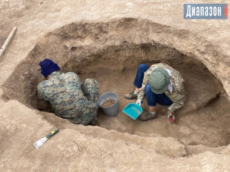 В Актюбинской области обнаружены захоронения загадочного племени с вытянутыми черепами - bizmedia.kz2