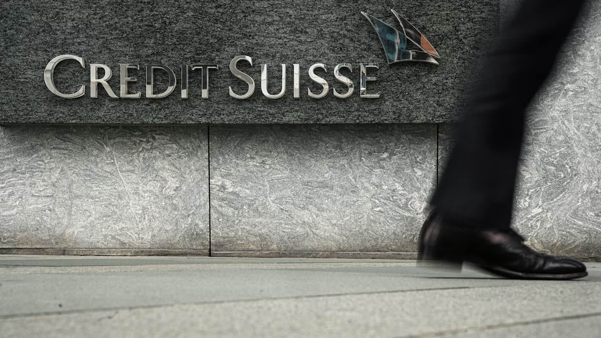 Credit Suisse сократит 80% рабочих мест в инвестиционном банке Гонконга с этой недели