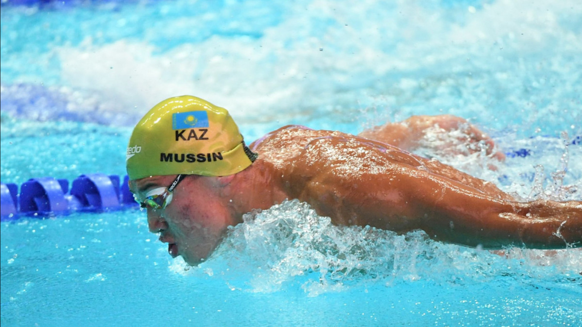 Казахстанский пловец Адильбек Мусин завоевал бронзовую медаль на Универсиаде в Китае