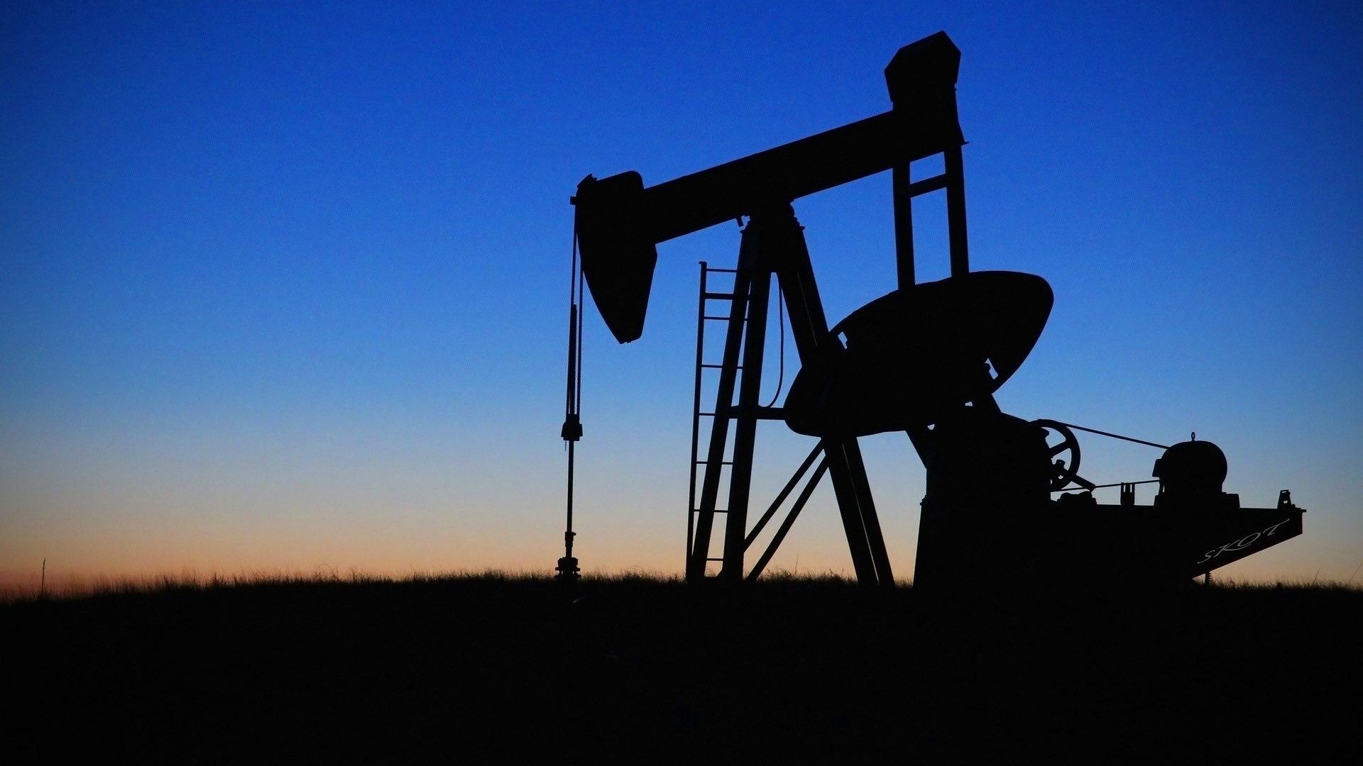 Цены на нефть Brent приблизились к отметке 95 долларов за баррель, рост продолжается