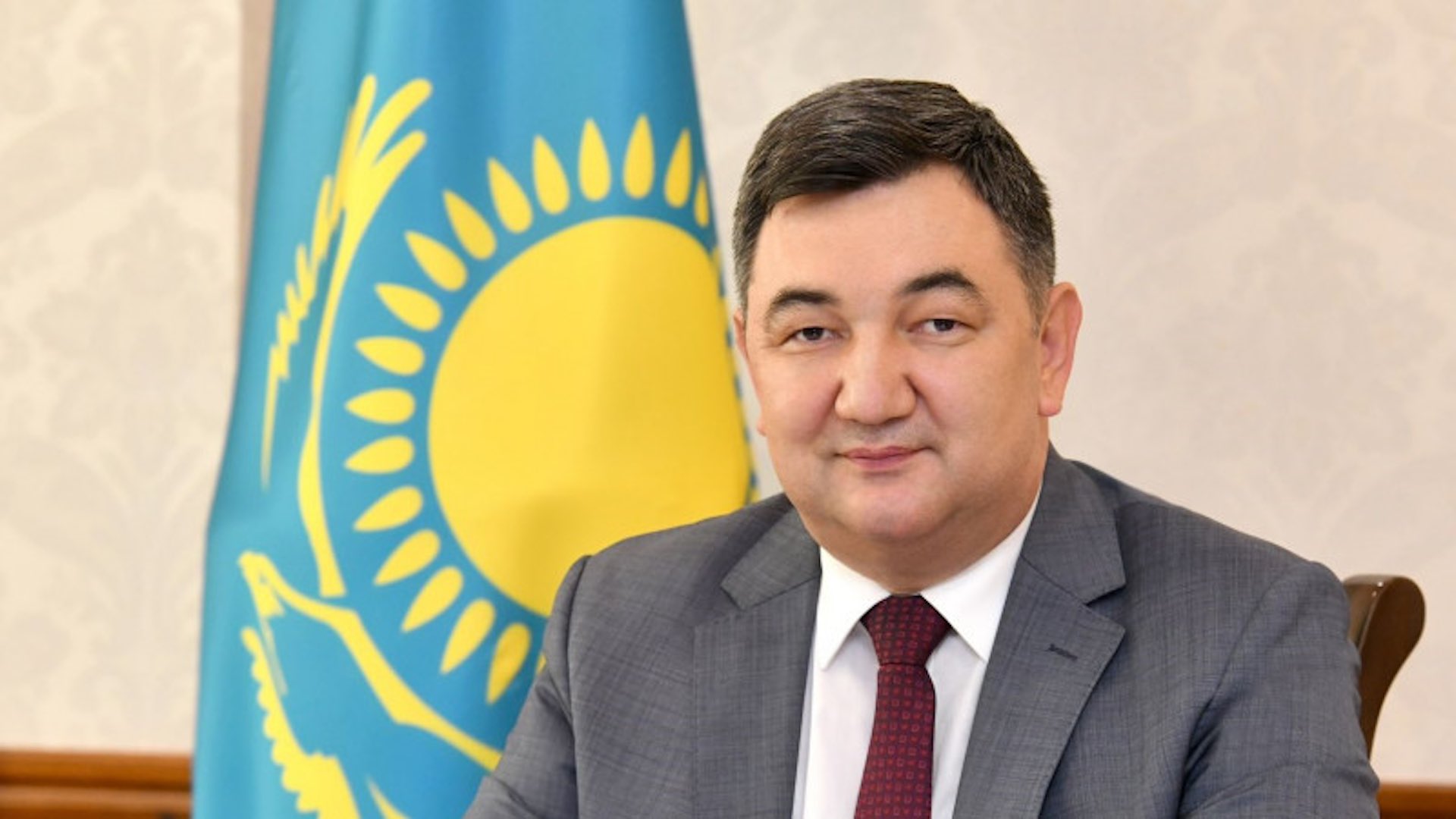 Дархан Кыдырали стал депутатом Сената Парламента РК после ухода Аскара Шакирова