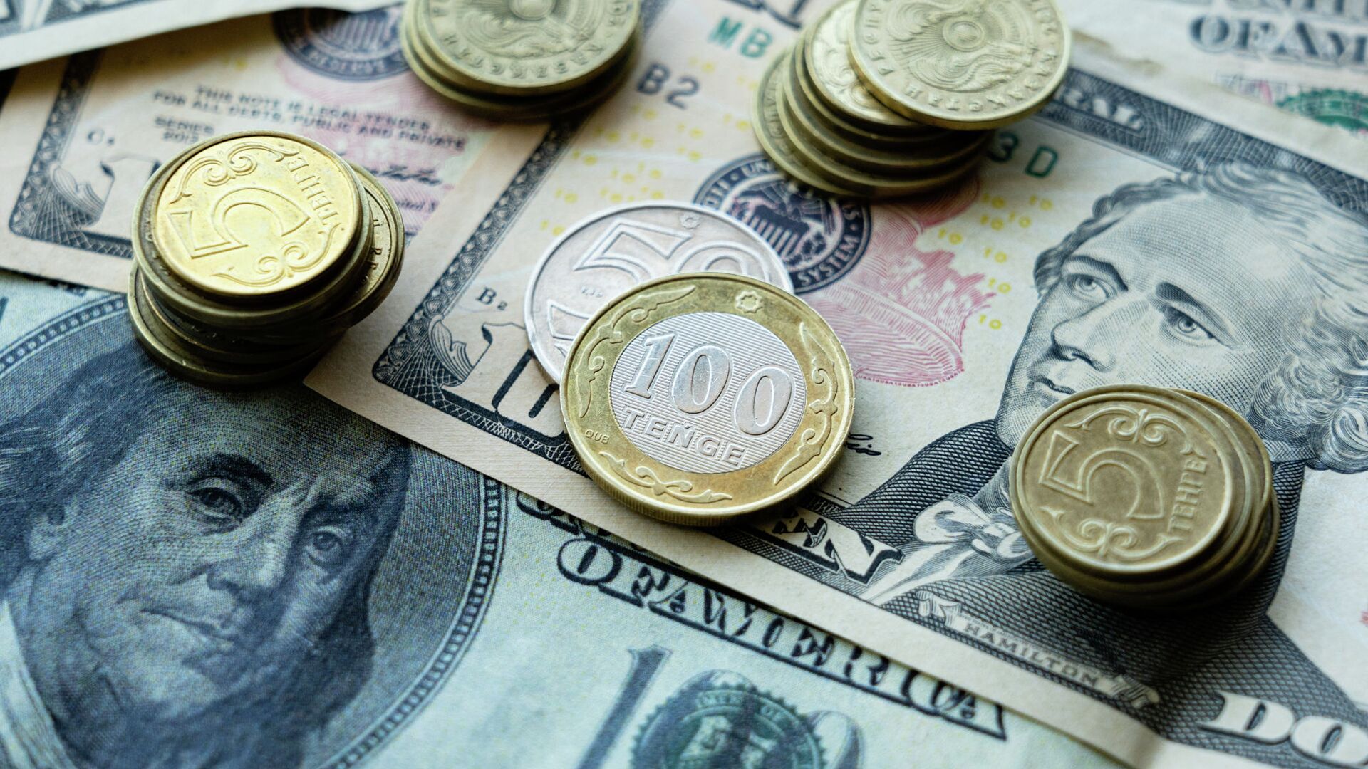 Курсы обмена доллара, евро и рубля в казахстанских обменниках на 19 сентября - Bizmedia.kz