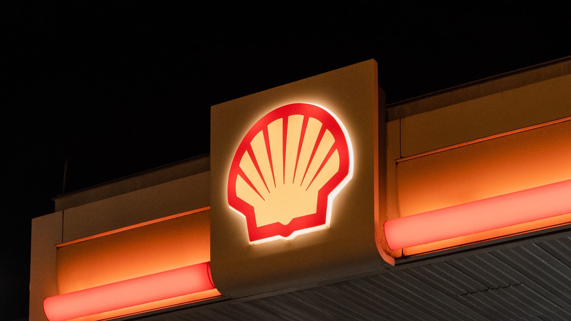 Shell заключает контракт с германским проектом на поставку солнечной электроэнергии, включая продажу Microsoft