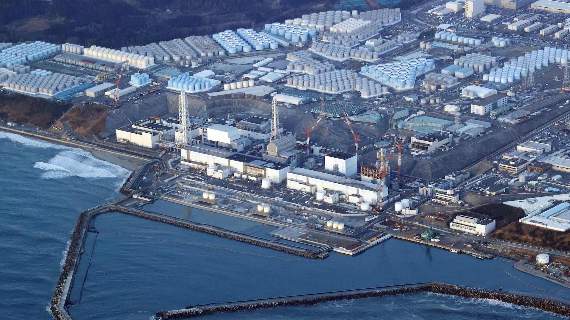 Жители Японии подали иск о прекращении сброса радиоактивной воды с АЭС «Фукусима-1»
