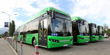 Автобусы марки "СемАЗ" так и не вышли на дороги Риддера в Восточно-Казахстанской области