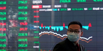 Азиатские акции растут - рост технологического сектора компенсирует опасения