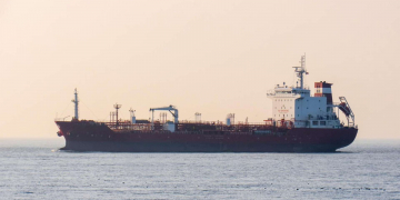 Нефтяных танкеров не хватает во всем мире