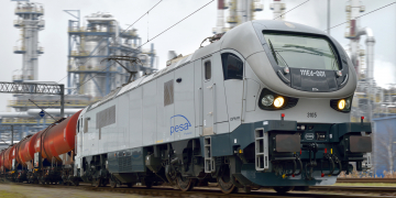 Казахстан начал поставлять дизель-электрические локомотивы в Монголию_bizmedia.kz
